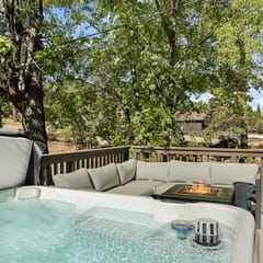 Slope & Cedar House | Hot tub, Steps 2 Snow Summit