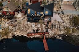 180 Degree View Of The Lake | SPA + A/C!