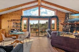 Bearadise Log Cabin - 694 Villa Grove