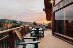 Cliffhanger Cabin, Near Snow Summit w/ Hot Tub