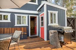 National Forest View Chalet: Hot Tub, A/C & BBQ