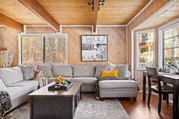 Guest FAV Luxury Sun Chalet w Hot Tub, BBQ