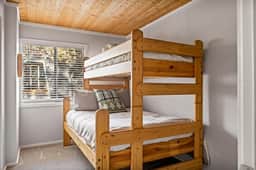 Guest FAV Luxury Sun Chalet w Hot Tub, BBQ