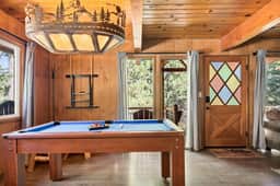 Hidden Pines - Hot Tub, BBQ & Pool Table