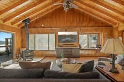 Lakefront Pines w/ Hot Tub, w/ Panoramic Views