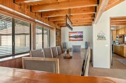 Lakefront Pines w/ Hot Tub, w/ Panoramic Views