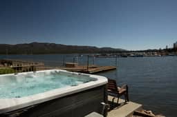 Lakefront Luxury Cabin, Private Dock & Hot Tub
