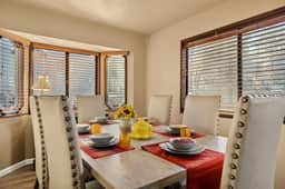 Maple Lane w/ Hot Tub & EV charger, Pet Friendly