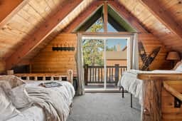 NEW A-frame 4BR w/ Hot Tub, Game Loft
