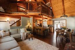 NEW! Knoll Lake Cabin in Big Bear Lake, BBQ, PET