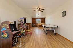 Rancharillo w Hot Tub & Barn Game Loft & Mtn Views