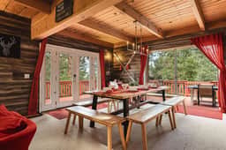 Rumpus Cabin Near Slopes w/ Game room & Hot Tub