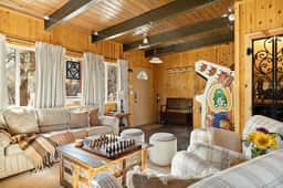 Taylor Ski Barn Near Bear Mtn w Games, Hot Tub