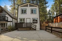 Hearthmoon Haven w Fire Pit Near Village & SPA