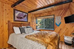 A Frame Slope Chalet |Mountain Views and Hot Tub