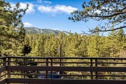 2BR A-Frame Mood, Slopes Views Near Bear Mountain