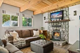 3BR Alpen Haus | Sauna, Hot Tub, Game Room & BBQ
