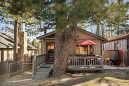 Alpine Crest, BBQ & Fully Fenced Pet Friendly