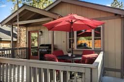 Alpine Crest, BBQ & Fully Fenced Pet Friendly