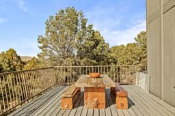 Steel Pine Lodge: As Seen On TV * Immaculate Views
