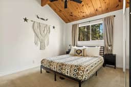 Cowboy Cabin w Lake View, EV Charger, Near Village