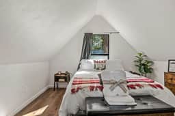 Cozy Chic 2BR Bear Sky Cabin & Easy Parking