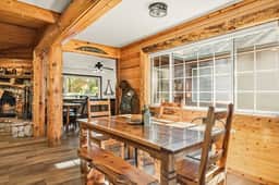 Hidden Bridge Cabin, w/ Hot Tub near the Village