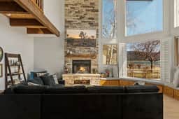 Lakefront Honey Bear, Private Dock & Hot Tub