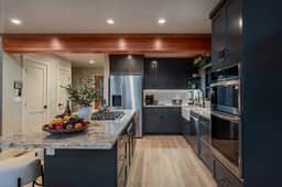 Pine & Paw | Hot Tub, Sauna, Games, Views, Piano