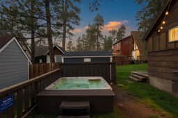 Dream Catcher | Modern Rustic, Hot Tub & EV