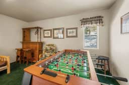 Steps 2 Summit - Walk to Slopes, Pool Table