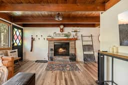 Solheim Lodge | Hot Tub, Fire Pit, EV Charger, Pets