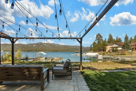 Luxury Lakefront Escape w Firepit and Private Dock - Image 1
