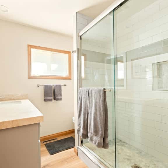 Prime Lakeside Paradise Escape & SPA - Image 1