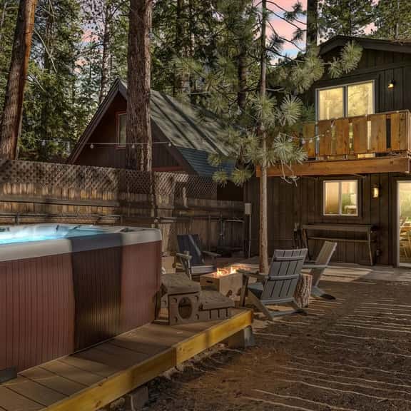 Gambrel Boho Cabin Vibes, Hot Tub & Firepit - Image 1