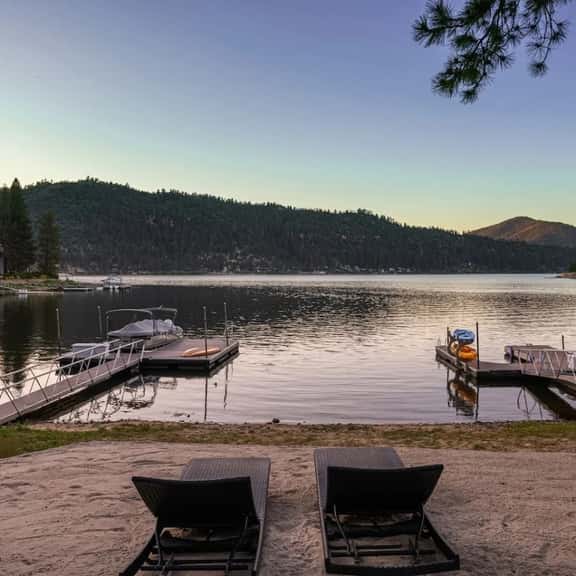 TheLakeHouz | Private Dock, Hot Tub w/ Lake Views - Image 1
