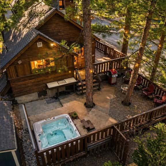 Dream Catcher | Modern Rustic & Hot Tub - Image 1