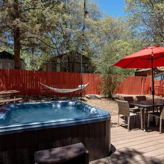 Pups and Pine Lodge | w/ BBQ Deck, Hot tub & Games - Image 1