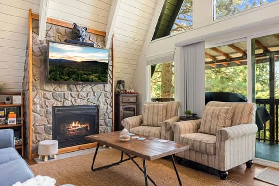 Casa Huntsted A-Frame Cabin near Snow Valley