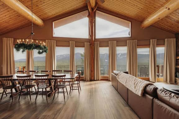 Cliffhanger Cabin, Near Snow Summit w/ Hot Tub