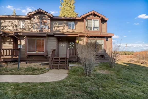 Cozy Lakefront Retreat w Views & Fireplace