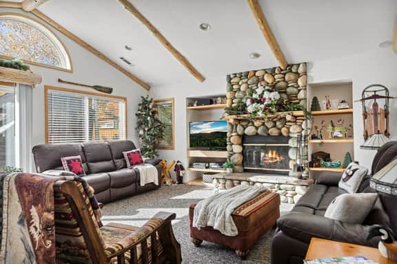 Lakefront Estate, Access to Private Dock on Boulder Bay