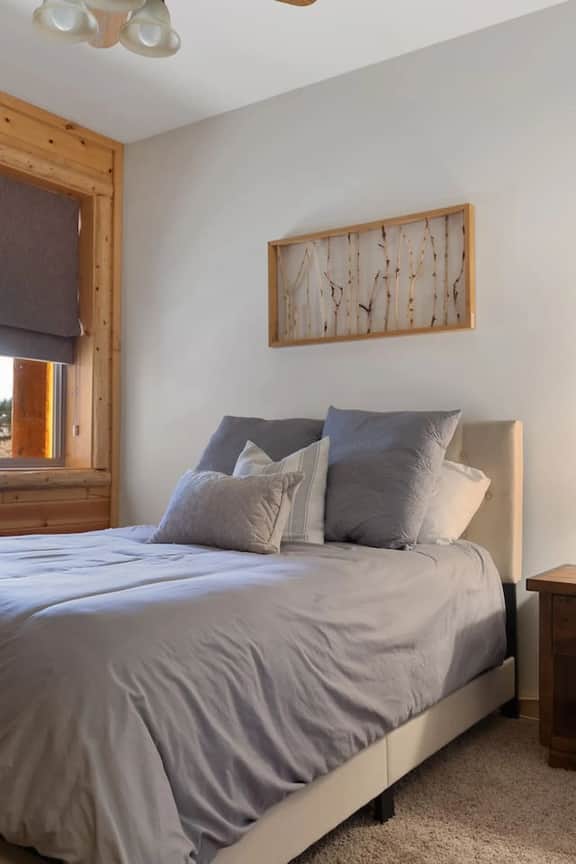 Sky High Ultimate Lodge, Hot Tub & Lake Views