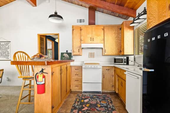 Sun Catcher Lodge +Close to Ski Resorts +Fox Farm
