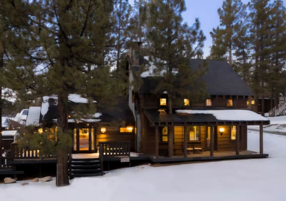 Dream Catcher| Modern Rustic, Hot Tub & EV