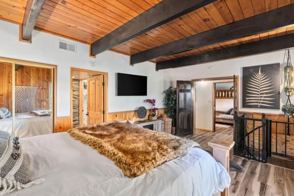 A Frame Slope Chalet |Mountain Views and Hot Tub - Image 5
