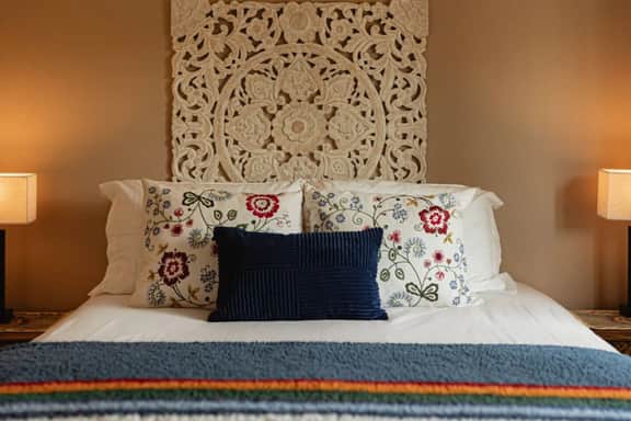 2BR Blissful Bay | Block 2 Boulder Bay & Lake View