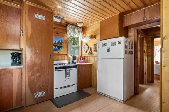 Boulder Bay Getaway | Mountain View Deck & BBQ