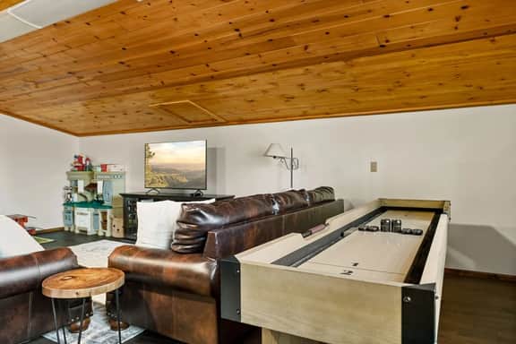 Double Black Diamond | A/C, Fireplace & Hot Tub