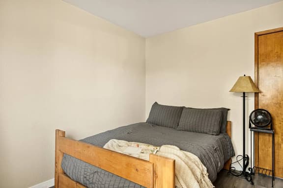 Mtn-View Condo Near Snow Summit w/ Fireplace & Deck